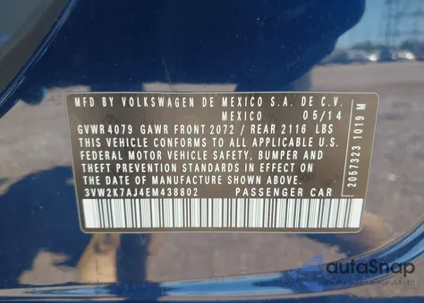 2014 Volkswagen Jetta 2.0L S z USA, uszkodzony, nr VIN 3VW2K7AJ4EM438802